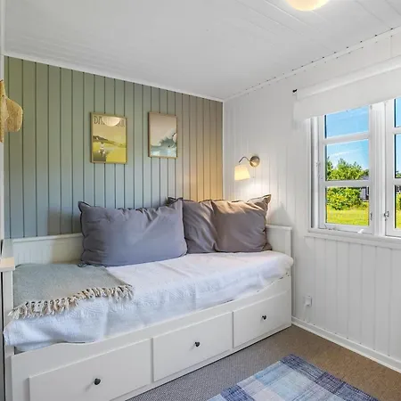 Vakantiehuis Voitto - 1km To The Fjord By Interhome *