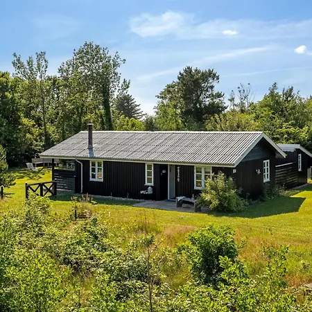 Voitto - 1km To The Fjord By Interhome *