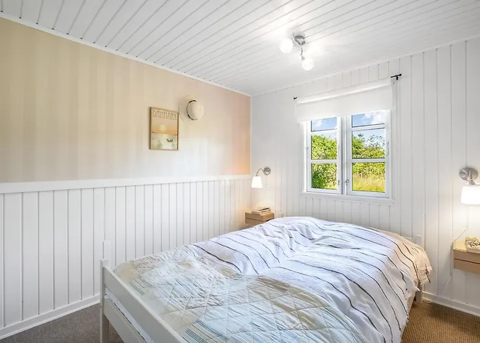 Voitto - 1km To The Fjord By Interhome * 灵克宾